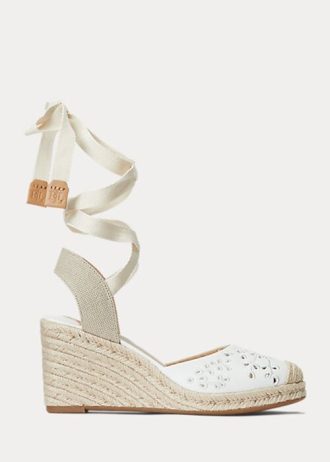 Alpargatas Ralph Lauren de piel napa con ojales y diseño paislee para mujer en color blanco