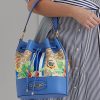 Bolso de mano grande Andie con monograma de Ralph Lauren para mujer en color caqui/azul Nueva Inglaterra Bolso de mano grande Andie con monograma de Ralph Lauren para mujer en color caqui/azul Nueva Inglaterra