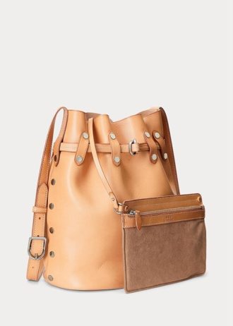 Bolsos tipo cubo grandes Bellport con tachuelas en vachetta de Ralph Lauren para mujer en color natural