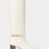 Botas de piel de becerro encerada Ralph Lauren Polo ID para mujer en color crema Botas de piel de becerro encerada Ralph Lauren Polo ID para mujer en color crema