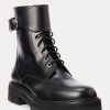 Botas negras con hebilla de piel de becerro para mujer de Ralph Lauren Botas negras con hebilla de piel de becerro para mujer de Ralph Lauren