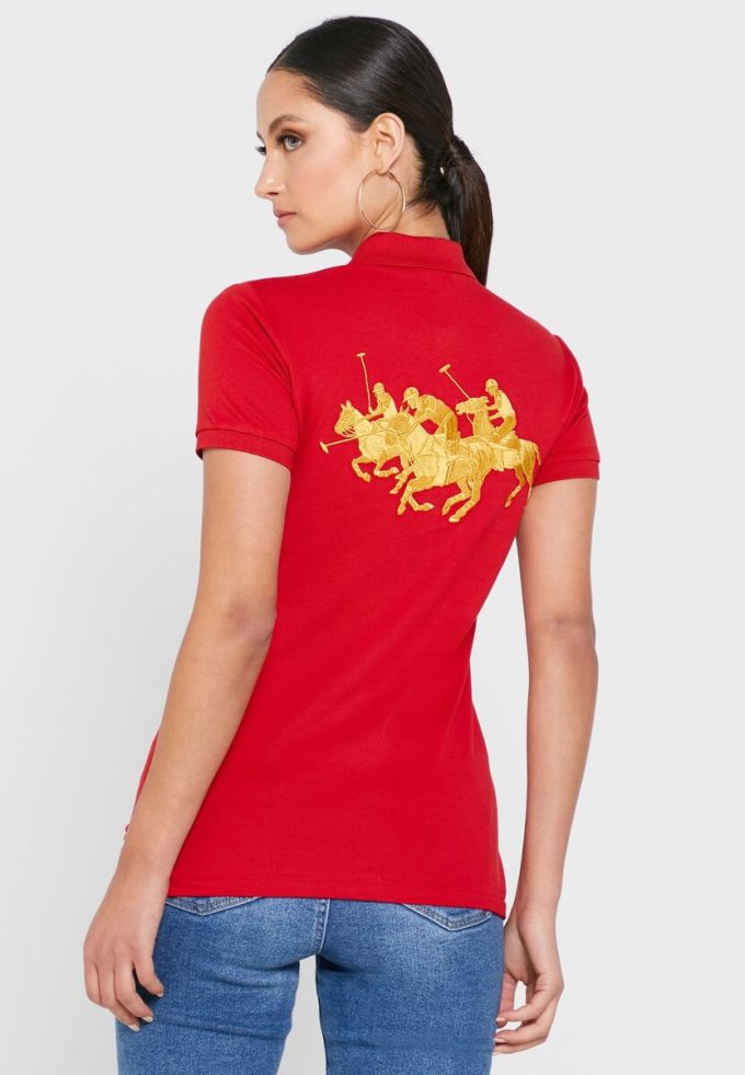 Camisa polo Ralph Lauren roja con detalle de botones para mujer Camisa polo Ralph Lauren roja con detalle de botones para mujer