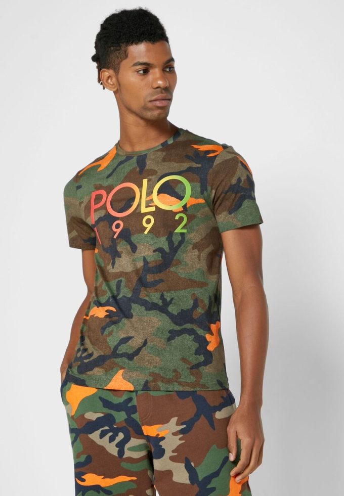 Camisetas de cuello redondo con estampado de camuflaje multicolor de Ralph Lauren para hombre Camisetas de cuello redondo con estampado de camuflaje multicolor de Ralph Lauren para hombre
