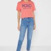Camisetas rojas con logotipo gráfico de Ralph Lauren para mujer Camisetas rojas con logotipo gráfico de Ralph Lauren para mujer