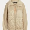 Chaquetas híbridas Ralph Lauren de pelo alto y paneles antidesgarro en beige para mujer Chaquetas híbridas Ralph Lauren de pelo alto y paneles antidesgarro en beige para mujer