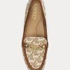 Mocasines Ralph Lauren Averi II con monograma en jacquard para mujer en color marrón Mocasines Ralph Lauren Averi II con monograma en jacquard para mujer en color marrón