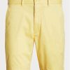 Pantalones cortos de sarga elástica de corte entallado Ralph Lauren amarillos para hombre Pantalones cortos de sarga elástica de corte entallado Ralph Lauren amarillos para hombre