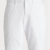 Pantalones cortos de sarga elástica de corte entallado Ralph Lauren para hombre en blanco