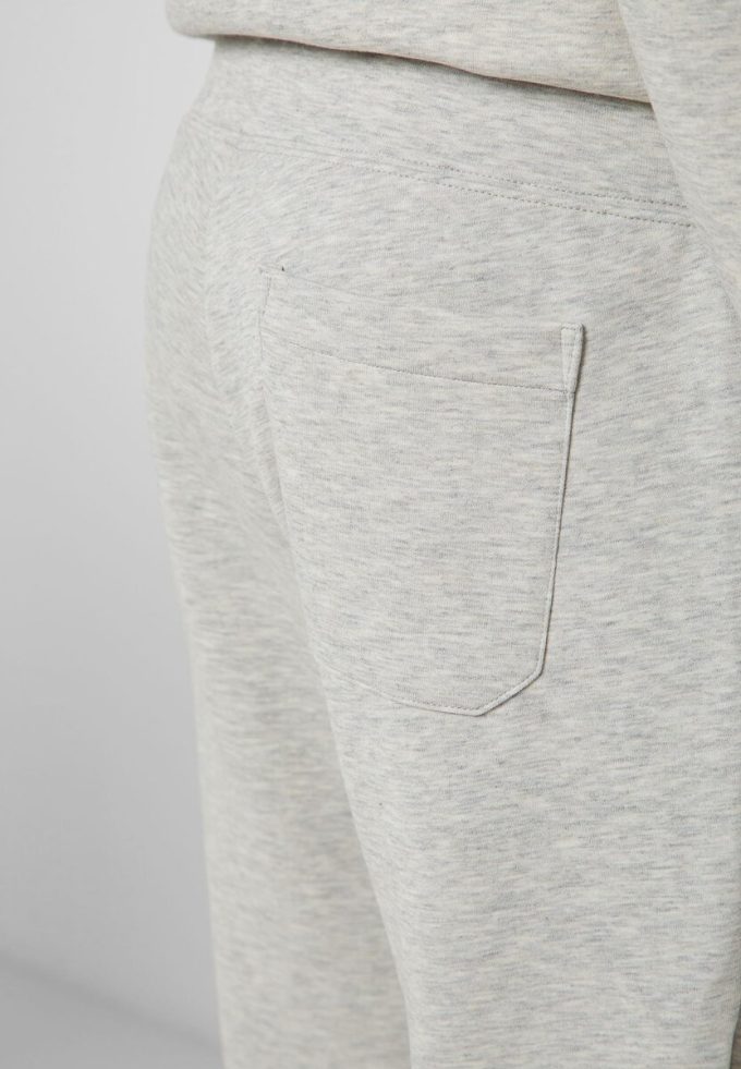Pantalones deportivos con puños esenciales Ralph Lauren grises para hombre Pantalones deportivos con puños esenciales Ralph Lauren grises para hombre