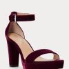 Sandalias de terciopelo Ralph Lauren Sylvia para mujer en color fucsia Sandalias de terciopelo Ralph Lauren Sylvia para mujer en color fucsia
