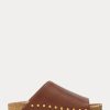 Sandalias Ralph Lauren de piel de becerro con remaches marrones para mujer Sandalias Ralph Lauren de piel de becerro con remaches marrones para mujer