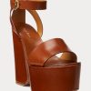 Sandalias Ralph Lauren Zadie de piel de becerro bruñida para mujer en color marrón Sandalias Ralph Lauren Zadie de piel de becerro bruñida para mujer en color marrón