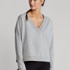 Sudadera Ralph Lauren de cuello en V para mujer en gris Sudadera Ralph Lauren de cuello en V para mujer en gris