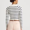 Suéteres de cuello alto cortos a rayas Ralph Lauren para mujer en color crema/azul marino Suéteres de cuello alto cortos a rayas Ralph Lauren para mujer en color crema/azul marino
