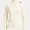 Suéteres de cuello alto de cachemira con botones Ralph Lauren para mujer en color crema