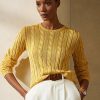 Suéteres de cuello redondo de seda con punto trenzado de Ralph Lauren para mujer en amarillo