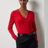Suéteres Ralph Lauren de lana de manga larga y cuello en V para mujer en color rojo Suéteres Ralph Lauren de lana de manga larga y cuello en V para mujer en color rojo