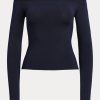 Suéteres Ralph Lauren de seda morera con hombros descubiertos para mujer en color azul marino Suéteres Ralph Lauren de seda morera con hombros descubiertos para mujer en color azul marino