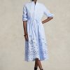 Vestido Ralph Lauren azul claro con bordado de ojales para mujer Vestido Ralph Lauren azul claro con bordado de ojales para mujer