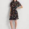 Vestido Ralph Lauren de georgette arrugado con estampado floral multicolor para mujer Vestido Ralph Lauren de georgette arrugado con estampado floral multicolor para mujer