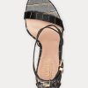 Zapatos de tacón de piel con relieve Ralph Lauren Gabriele para mujer, color negro y dorado Zapatos de tacón de piel con relieve Ralph Lauren Gabriele para mujer, color negro y dorado