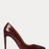 Zapatos de tacón Ralph Lauren Celia de piel de becerro en color marrón oscuro para mujer Zapatos de tacón Ralph Lauren Celia de piel de becerro en color marrón oscuro para mujer