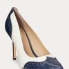 Zapatos de tacón Ralph Lauren Lynden de napa y piel bruñida para mujer, color azul marino y blanco Zapatos de tacón Ralph Lauren Lynden de napa y piel bruñida para mujer, color azul marino y blanco