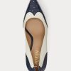 Zapatos de tacón Ralph Lauren Lynden de napa y piel bruñida para mujer, color azul marino y blanco Zapatos de tacón Ralph Lauren Lynden de napa y piel bruñida para mujer, color azul marino y blanco