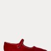 Zapatos planos Mary Jane de terciopelo Ralph Lauren para mujer en color rojo con punta Zapatos planos Mary Jane de terciopelo Ralph Lauren para mujer en color rojo con punta